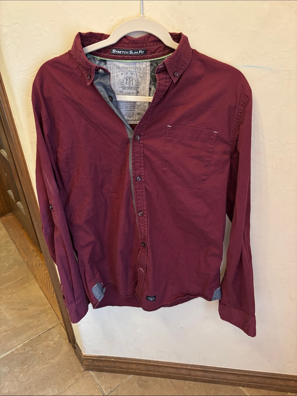 Tranquility men’s button down! Size Medium